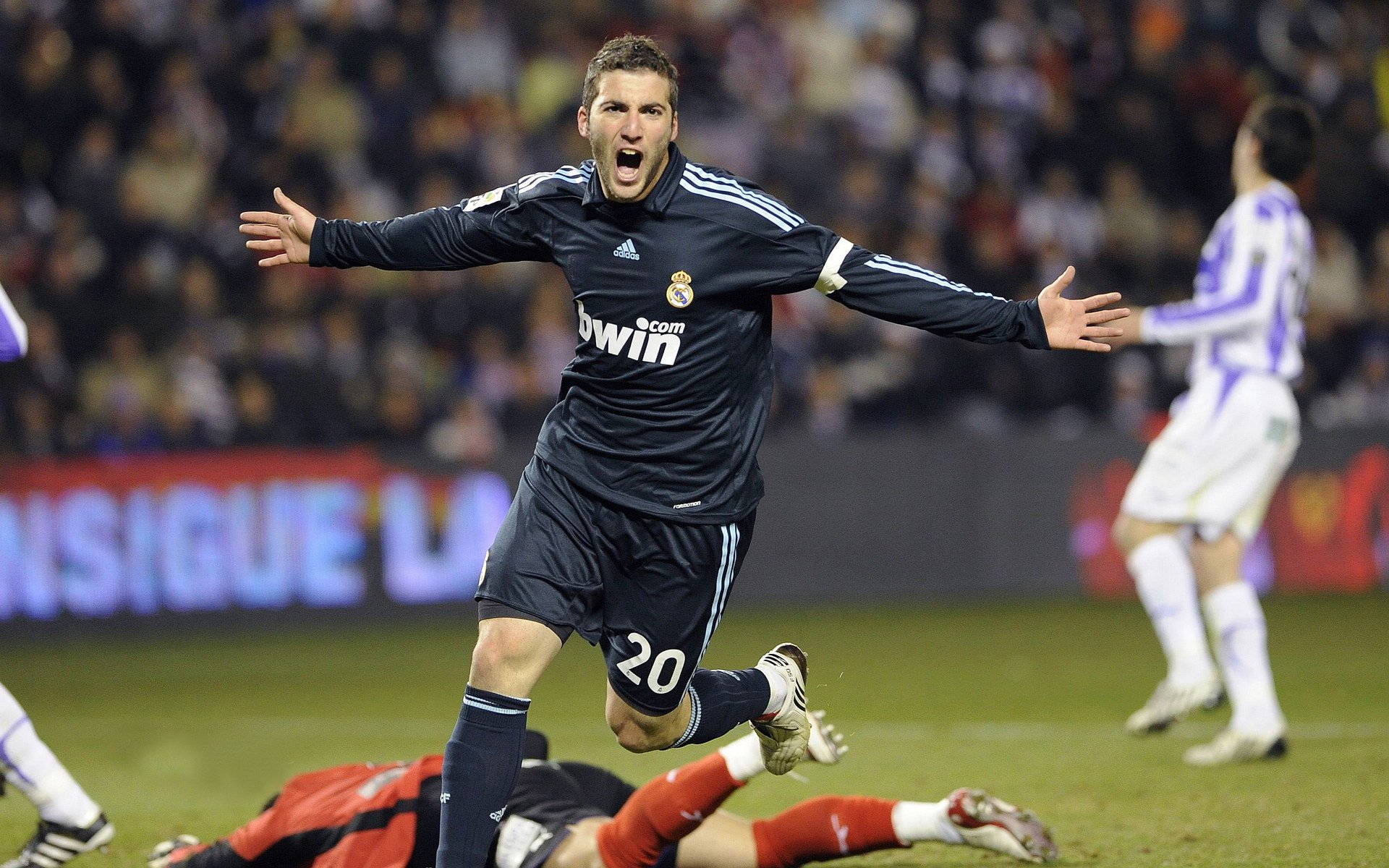 内马尔连续十五场比赛得分超过败北，德国队挑战极限！